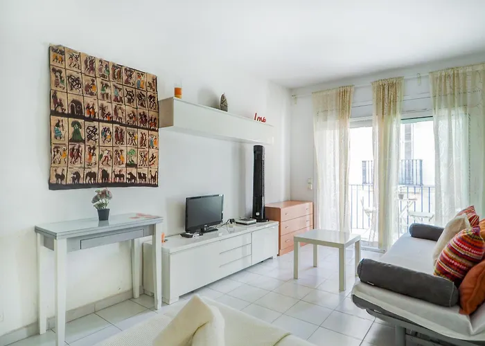 Ferdinand By Hello Homes Sitges